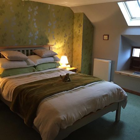 Lodge At Lochside Bridgend of Lintrathen Bagian luar foto