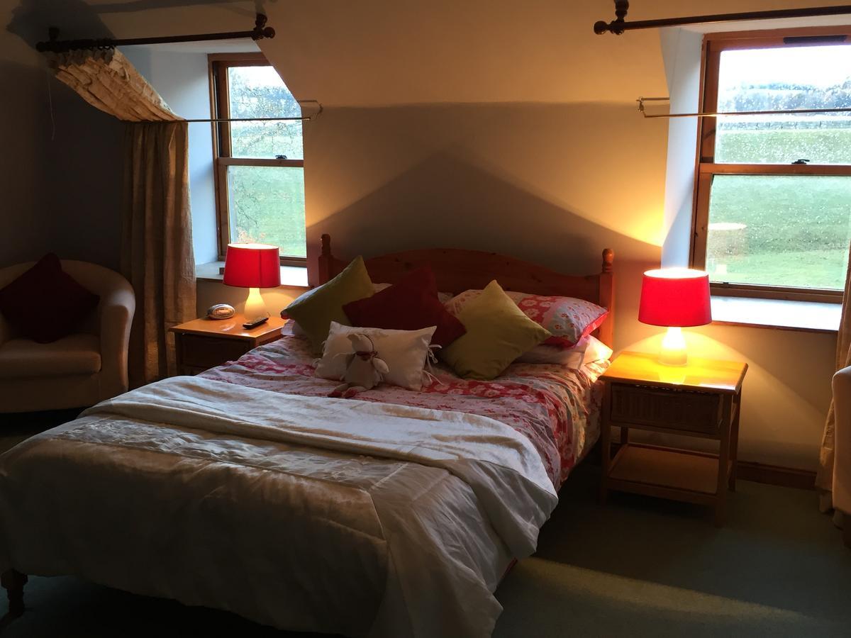 Lodge At Lochside Bridgend of Lintrathen Bagian luar foto