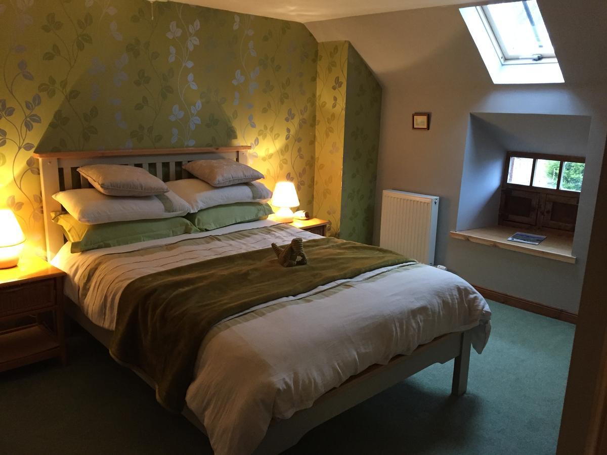 Lodge At Lochside Bridgend of Lintrathen Bagian luar foto